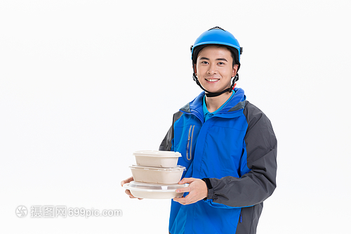 風(fēng)馳電掣的溫暖 一位送餐員的日常